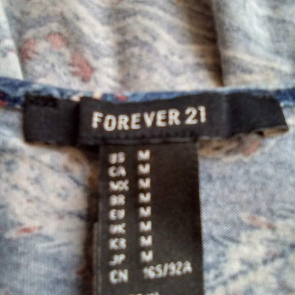 Forever 21 pj size medium (box 17) - Picture 3 of 3